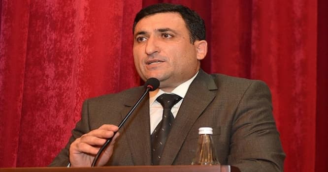Rektorun qarajını sökdülər - Nazirliyi məhkəməyə verdi