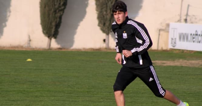 Azərbaycanlı futbolçuya Türkiyədə 30 min "atdılar"