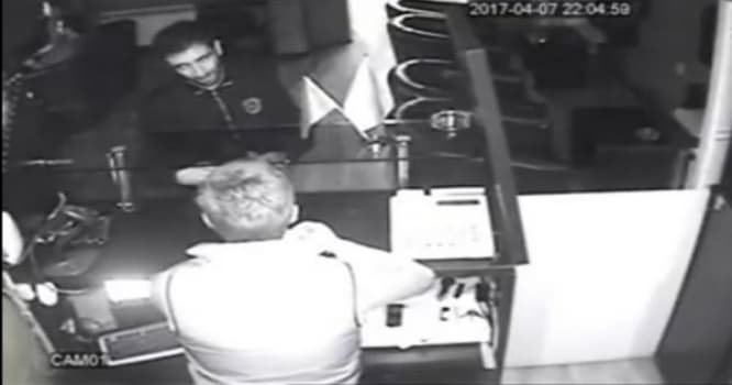 Bakıda oğru hamının içində klubdan oğurluq etdi - VİDEO