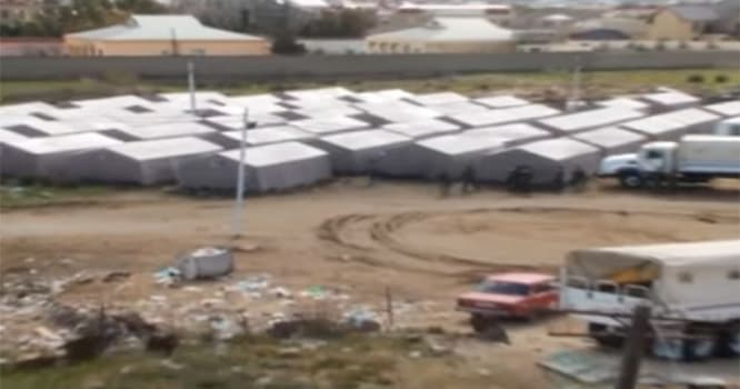 Bakıda bina uçur - Sakinlər çadırlara sığındı + Video