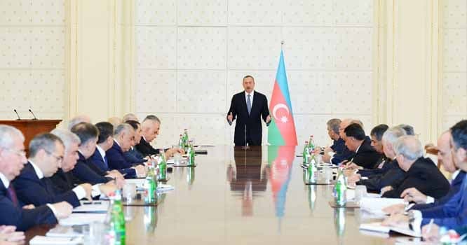 Prezident Nazirlər Kabinetini topladı