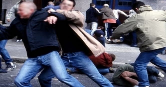 Azərbaycanlılarla özbəklər rəqs edən qızlara görə dava etdi: yaralılar var