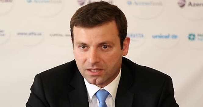 Baş katib "İnter"i aldadır, pullar verilməyib