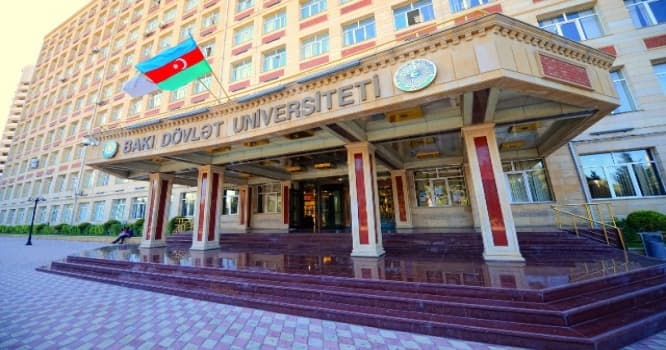 Universitetin dekan müavini tələbəni məhkəməyə verdi - Bakıda