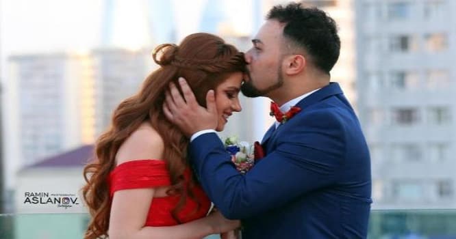 Azərbaycanlı aparıcı nişanlandı - FOTOLAR