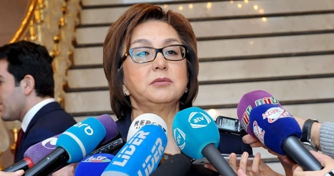 Məleykə Abbaszadədən sərt açıqlama: "Məni siyasi müstəviyə çəkirlər"