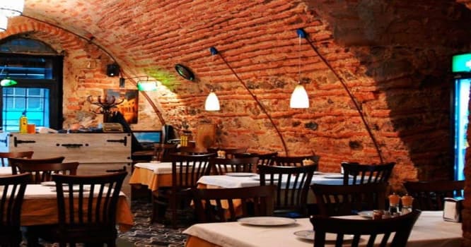 Bakı restoranında erməni mahnısı - günahkar isə...