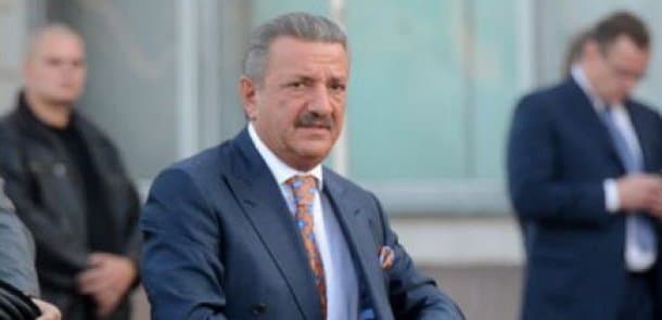 Azərbaycanlı milyarderə qarşı ittiham: 8 qətli sifariş verib