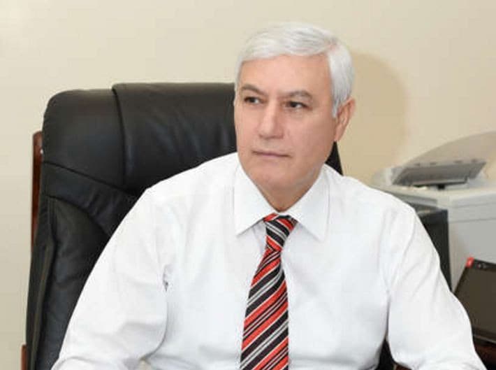 İlham Əliyev Süleyman İsmayılovu təltif etdi (FOTO)