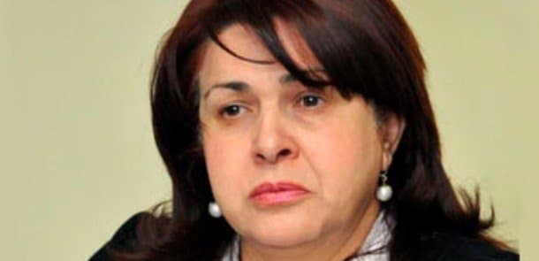 Eks-deputat: "İçimizdə üzdəniraq məmurlar var, onlardan qurtulmalıyıq"