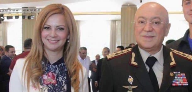 Xanım bəstəkardan Kəmaləddin Heydərova ad günü hədiyyəsi (VİDEO)