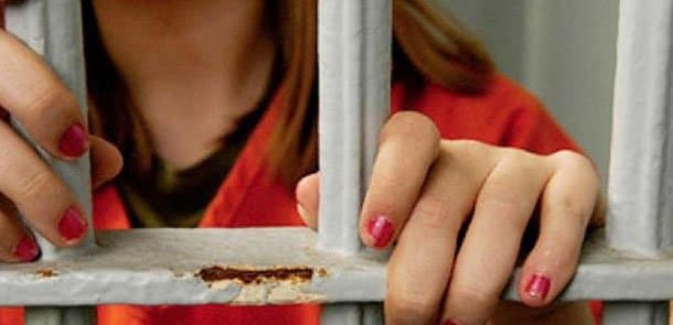 Bakıda 22 yaşlı qız üçüncü dəfə həbs olundu (SƏBƏB)