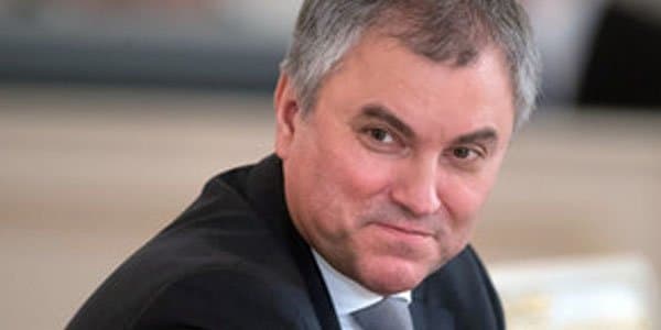 Spiker rus dilini Ermənistanın rəsmi dili elan olunmasını təklif etdi