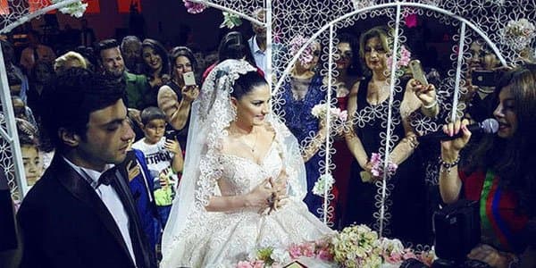 Natavan toyunda üç gəlinlik dəyişdi (FOTO)