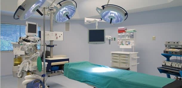 Daha bir həkim səhlənkarlığı: 24 yaşlı gənc əməliyyatda öldü