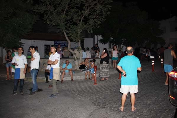 Türkiyə və Yunanıstanda ardıcıl 51 zəzələ: ölənlər və yaralananlar var (FOTO/VİDEO)