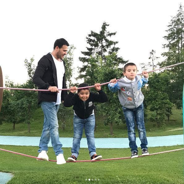 Prezidentin nəvələri istirahətdə (FOTOLAR)
