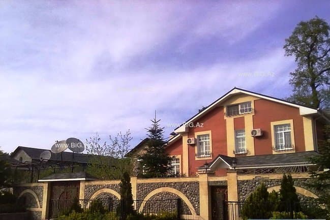 Röyanın milyonluq bağ evi müsadirə olundu (FOTOLAR)