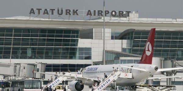 Türkiyədə 2 təyyarə toqquşdu