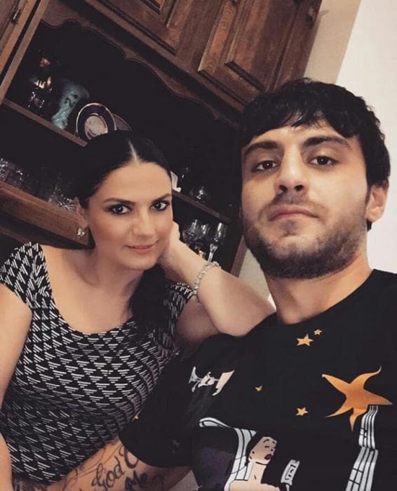 Natavan qayınatasıgildən fotosunu paylaşdı