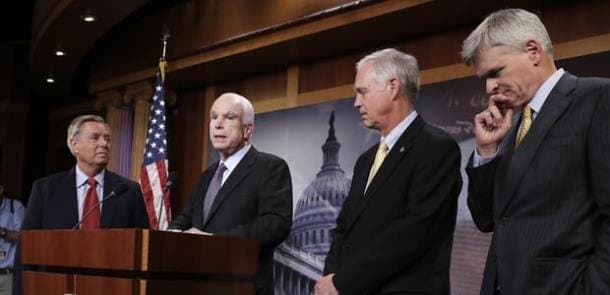 Trampın istəyi bu dəfə də baş tutmadı: "Obamacare" ləğv edilmədi