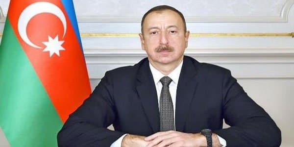 Prezident onlara fəxri adlar verdi (SİYAHI)