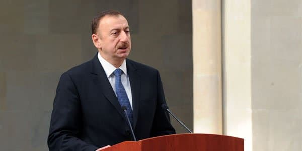İlham Əliyev Qaxda müşavirə keçirir