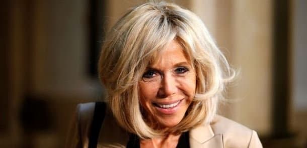 Fransanın "first lady"si pandanın anası oldu