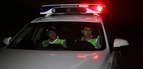 Bakıda yol polisi xəstə sərnişini ölümdən xilas etdi (FOTOLAR)