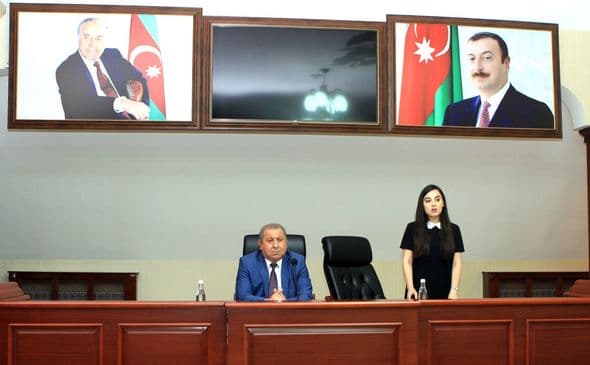 İcra başçısının yeni xanım müavini kimdir? (FOTOLAR)