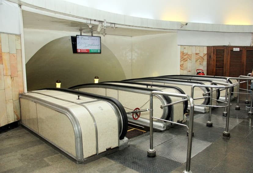 Bakı metrosunun bu stansiyası stansiyası bağlanır (FOTOLAR)