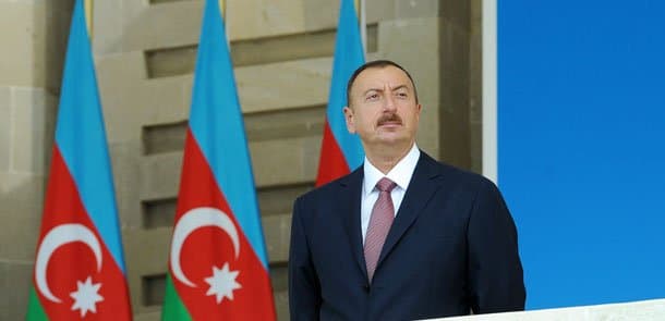 İlham Əliyev: "Sevindirici haldır ki, Azərbaycan və Türkiyə bayraqlarını qaldırdın"