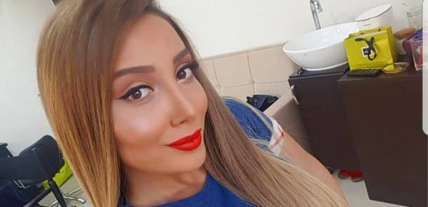 Azərbaycanlı m&uuml;ğənni sevgilisi ilə istirahətdə (FOTOLAR)