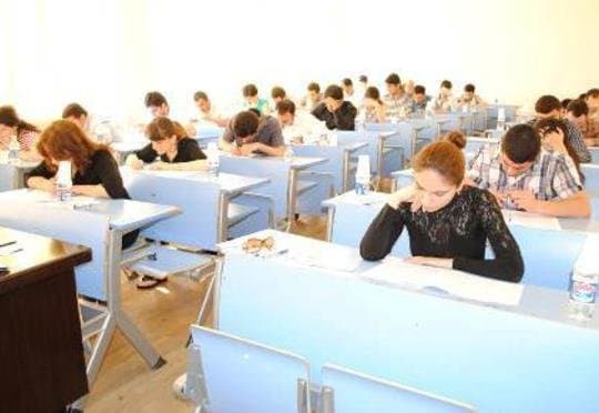 Vakant yerlərin sayı ali məktəbə qəbul olmayan abituriyentlərdən çoxdur