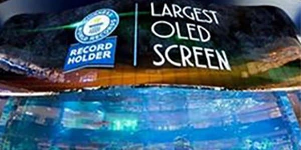 Dünyada ən böyük OLED displey yaradılıb
