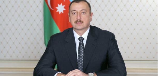 İlham Əliyev Əşrəf Qanini təbrik etdi