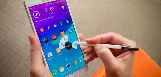 "Samsung" daha bir telefonu geri çağırır