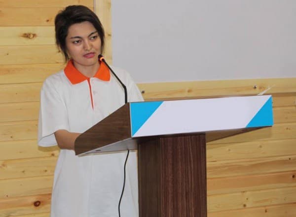 686 bal toplayan Zöhrə: "Universitetdən qovulmaq əmrim gəldi"