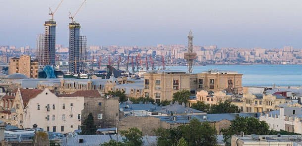 Bakıda mindən artıq yaşayış binası söküləcək (QƏRAR)