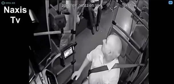 Avtobus sürücüsünə silah çəkən şəxs həbs olundu: atası sabiq polisdir