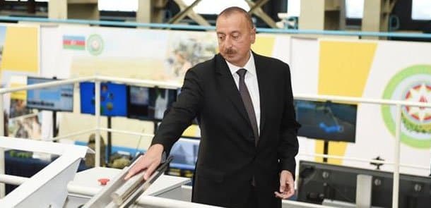 Prezident “Tufan” gəmisinin təməlini qoyub (FOTOLAR)