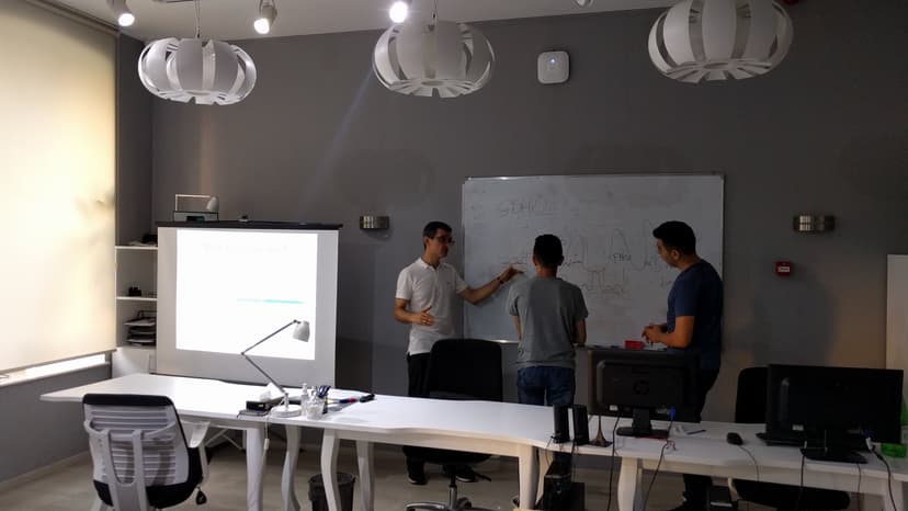 &ldquo;AppLab&rdquo; Mərkəzi biznes planın hazırlanması &uuml;zrə intensiv təlim təşkil edib (R)