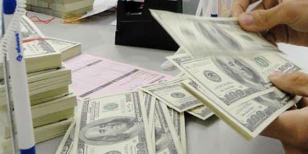Dollar bahalaşdı (RƏSMİ)