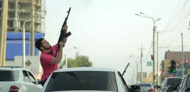 Toya ”Porshe" ilə gələn azərbaycanlılar qəfildən atəş açmağa başladı