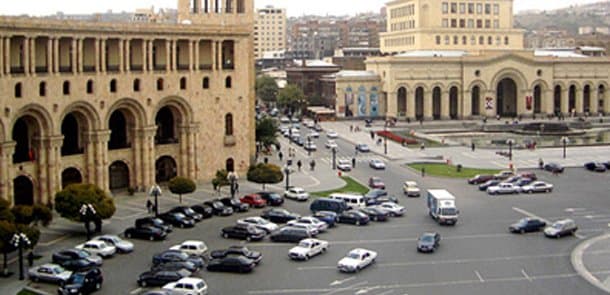 Ermənistan parlamentində bomba həyəcanı