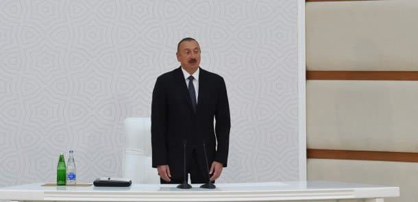 İlham Əliyev: "Valyuta ehtiyatlarımızı 3,6 milyard dollar artırmışıq"