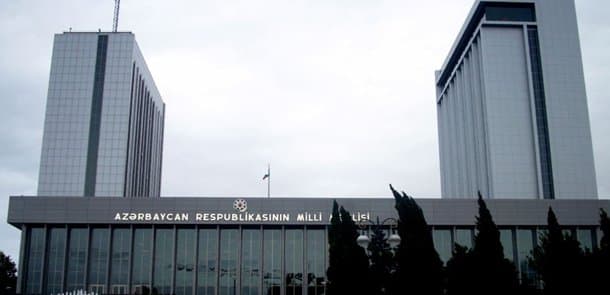 Dövlətin partiyalara ayırdığı pullar hara xərclənir? (ARAŞDIRMA)