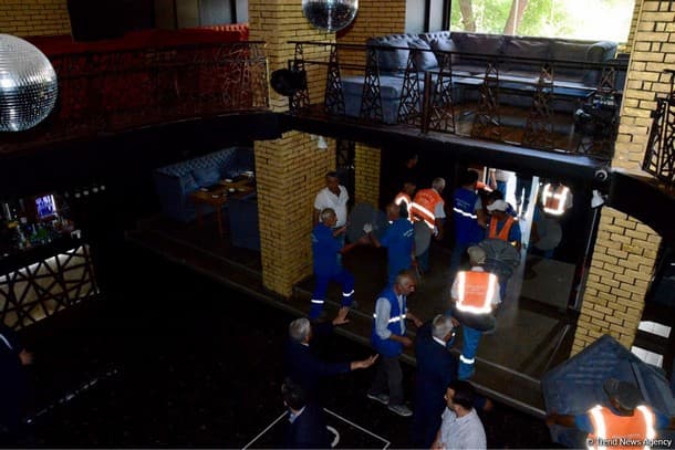 Generalla Hacıbala Abutalıbov gəldi, “26” kafe bağlandı (FOTO)