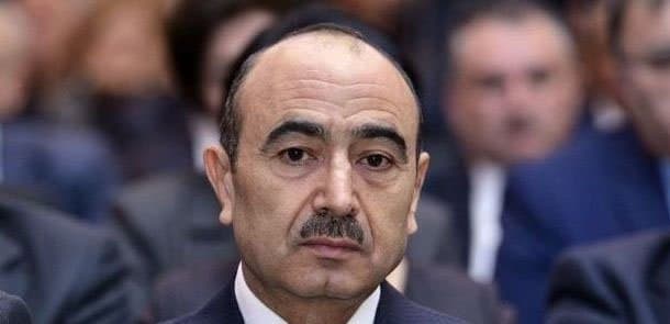 Əli Həsənov Akif Əlinin Lütfi Zadəni təhqir etməsindən danışdı