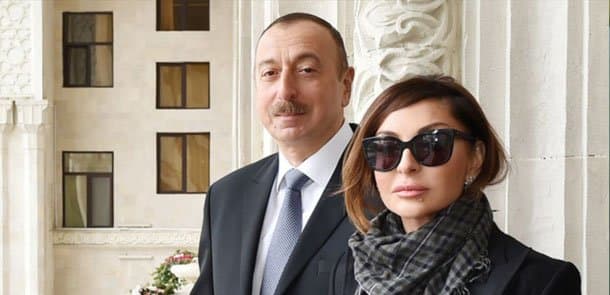 Prezident və xanımı məktəbin açılışında